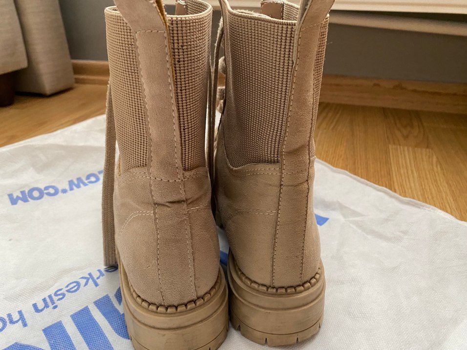 Bej Süet Kadın Dolgu Topuklu Bot - Görsel 4