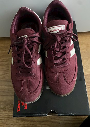 Bordo ayakkabı - Görsel 3