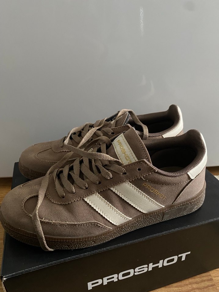 spor ayakkabı - Görsel 3