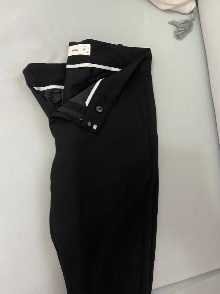 Mango Kadın Siyah Kumaş Pantolon - Görsel 3