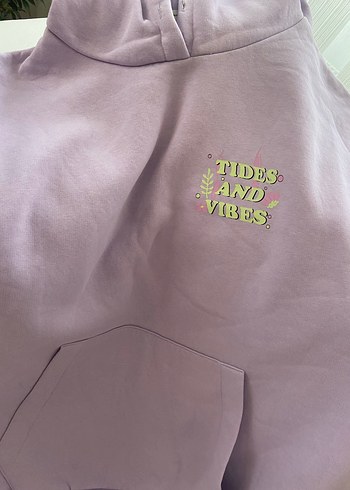 Mor Baskılı Kadın Kapüşonlu Sweatshirt - Görsel 4