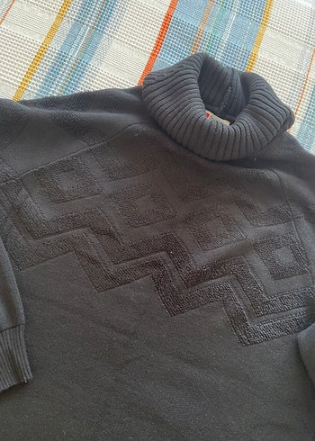 Kadın Siyah Boğazlı Örgü Kazak - Görsel 4