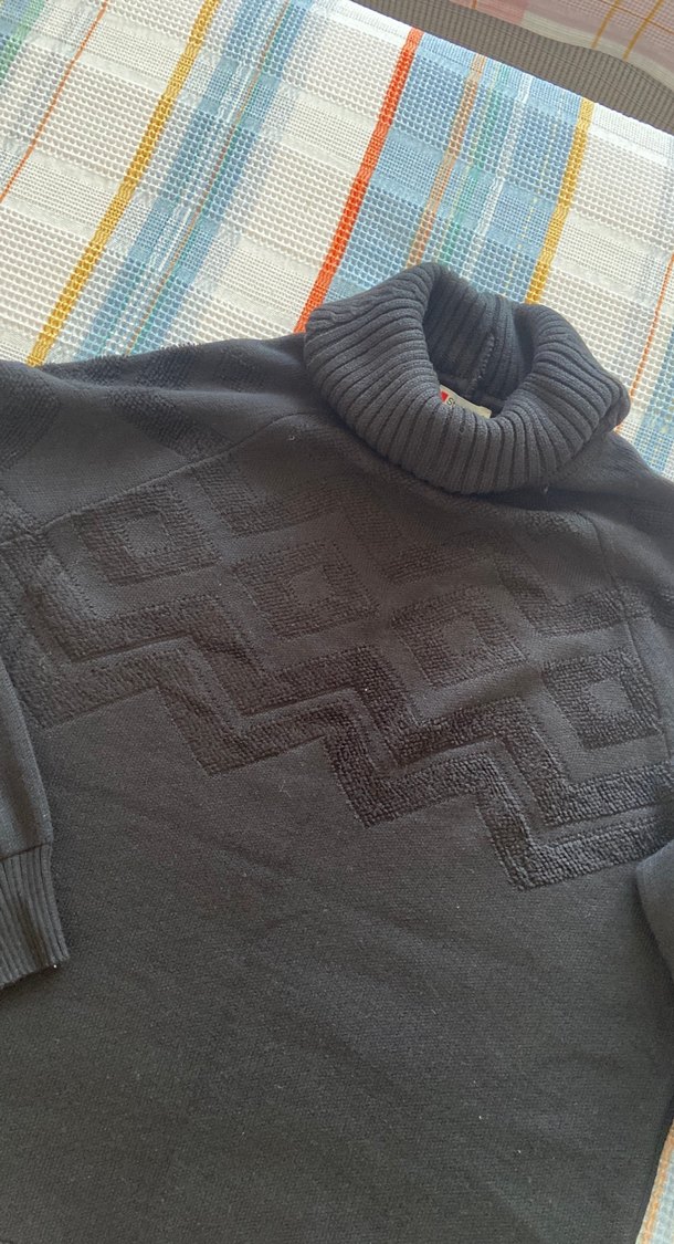 Kadın Siyah Boğazlı Örgü Kazak - Görsel 4