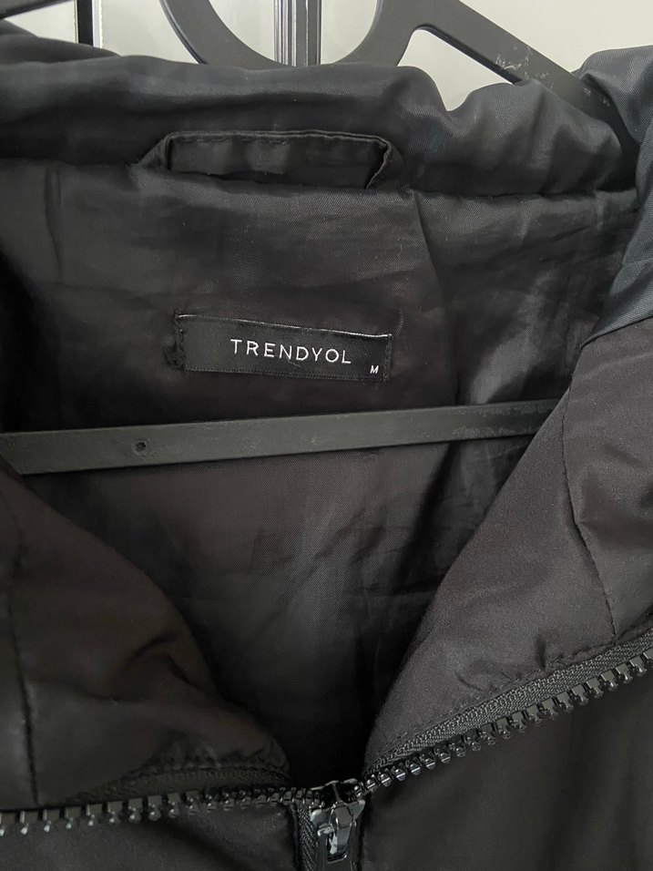 Kadın Siyah Midi Kışlık Fermuarlı Mont - Görsel 4