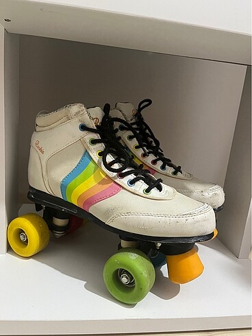 Beden Rookie forever rainbow quad skates