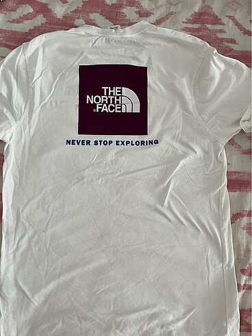 m Beden North face tshirt