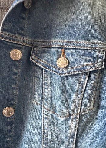 Mavi Düğmeli Kadın Kot Ceket - Görsel 3