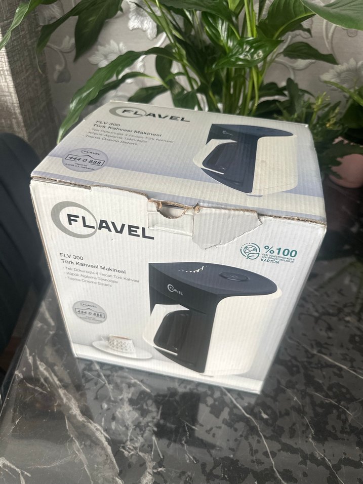 Beyaz Siyah Kahve Makinesi - Görsel 4