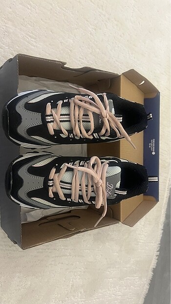 Skechers D?Lites