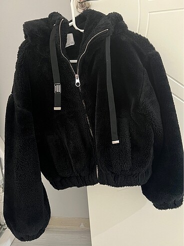 BERSHKA kürk
