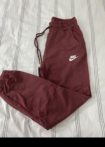 Nike Bordo Spor Esofman Alti