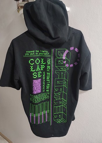 Erkek Siyah Kapüşonlu Baskılı Kısa Kollu Sweatshirt