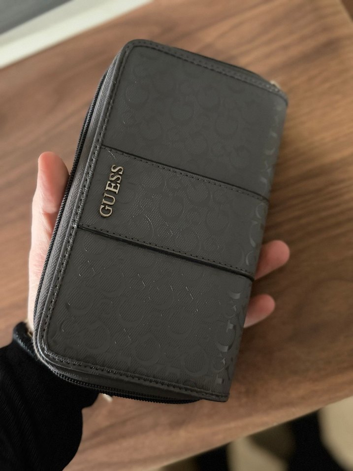 GUESS Gri Deri Fermuarlı Kadın Cüzdan - Görsel 4