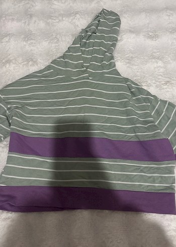 Mor Şeritli Gri Kapüşonlu Sweatshirt - Görsel 2