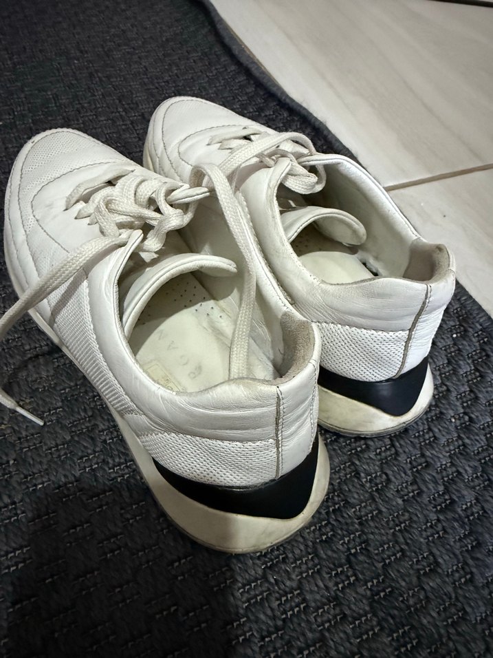 Beyaz Kadın Sneakers - Şık ve Rahat - Görsel 4