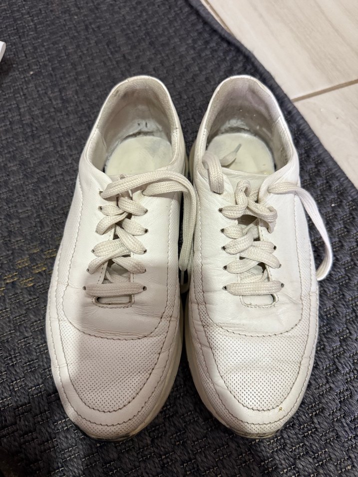 Beyaz Kadın Sneakers - Şık ve Rahat - Görsel 2