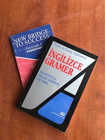İngilizce gramer kitabı ve sözlük