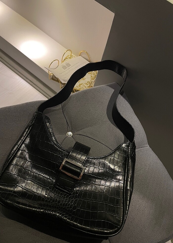 Şık bir çanta - Görsel 3