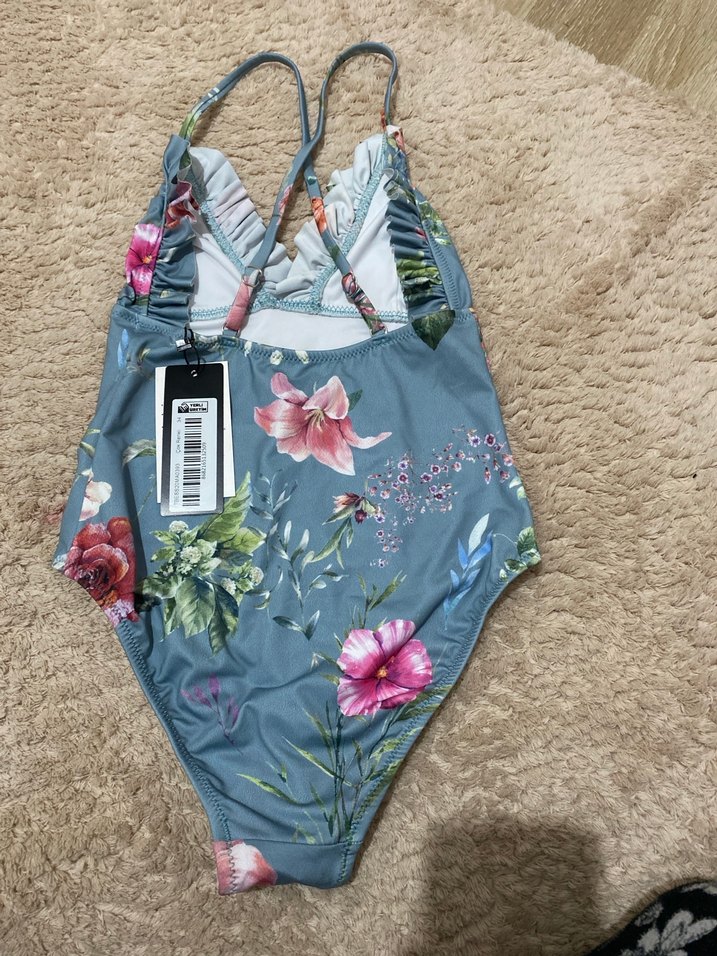 Çiçek Desenli Fırfırlı Kadın Mayo - Görsel 2