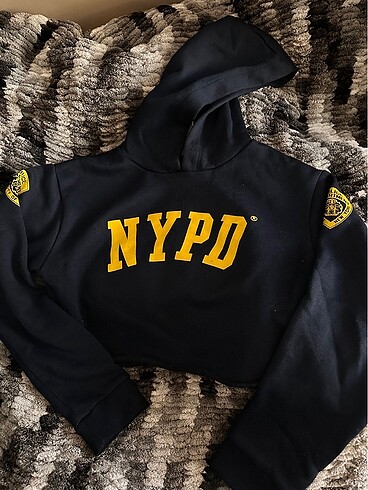 Crop sweatshirt