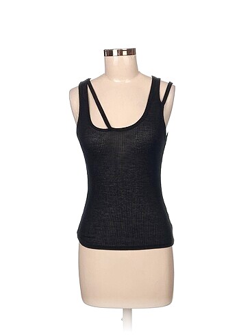Zara T-shirt %70 İndirimli.