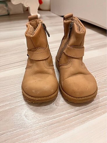 Kız çocuk bot - Görsel 2