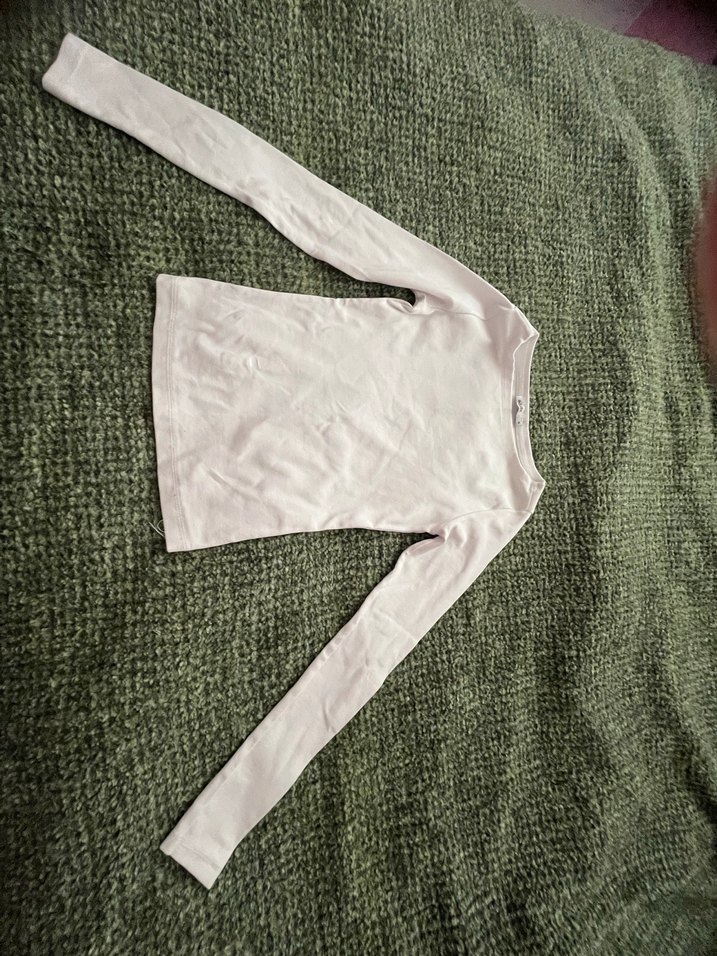 H M bluz,genç kız tarzı,yumuşacık dokusu,güzel oturuşlu - Görsel 3