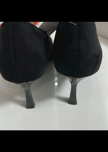 İpekyol Siyah Süet Stiletto Topuklu Kadın Ayakkabı - Görsel 3