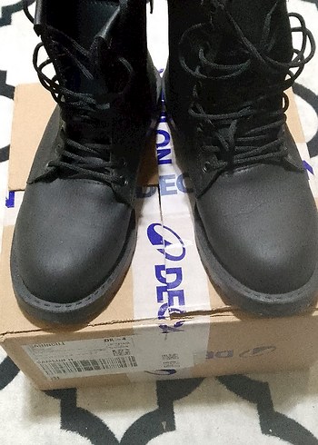 Siyah erkek Bot - Görsel 6