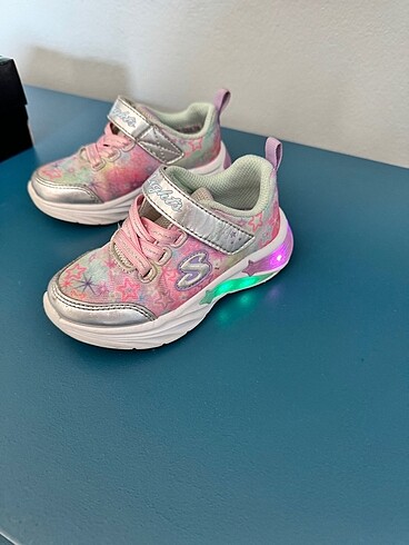 Skechers ışıklı spor ayakkabı