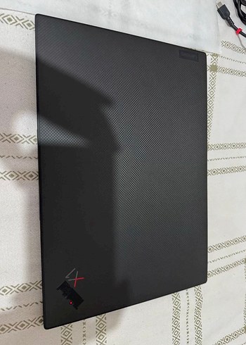 Siyah Lenovo ThinkPad X1 carbon Laptop - Görsel 2