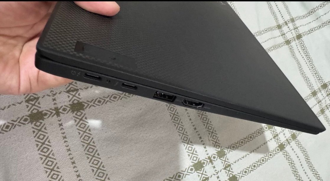 Siyah Lenovo ThinkPad X1 carbon Laptop - Görsel 4