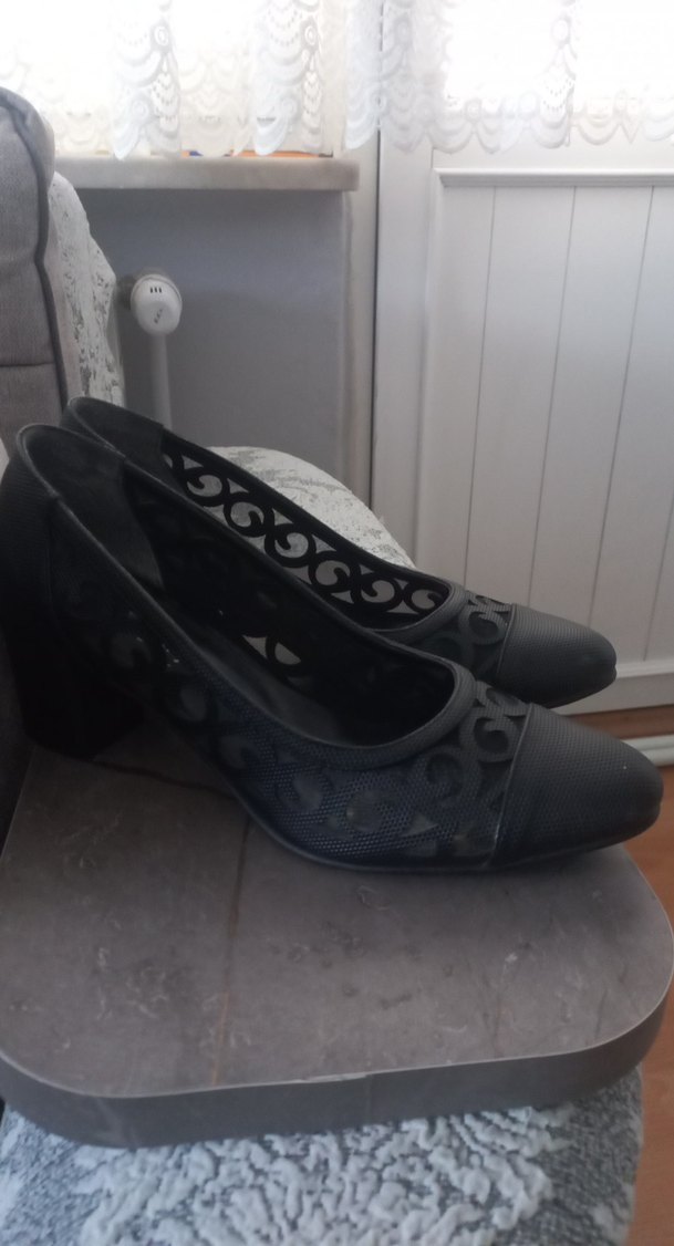 Klasik Siyah Tokalı Topuklu Ayakkabı - Görsel 2