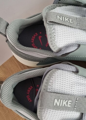 38,5 Beden gri Renk Nike ayakkabı