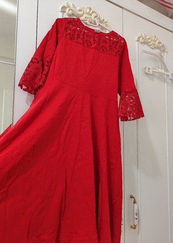 Dantel Detaylı Kırmızı Uzun çocuk Elbise - Görsel 2