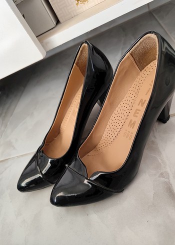 siyah stiletto - Görsel 3