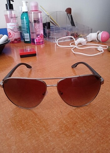  Beden kahverengi Renk Prada güneş gözlüğü 