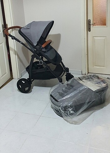 Cybex leotix lux bebek arabası 