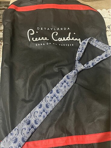 Pierre cardin kravat