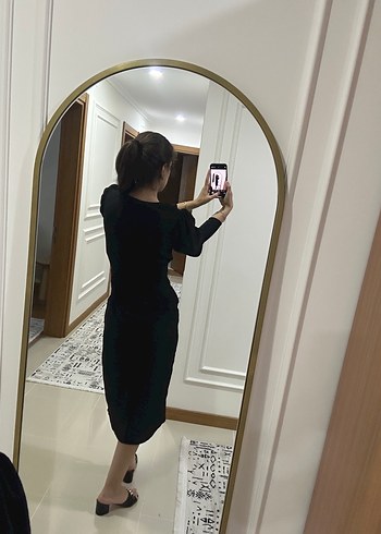 s Beden Siyah Kadın bağacıklı Elbise V Yaka ve Yırtmaçlı