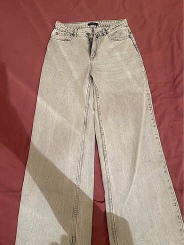 Gri jean