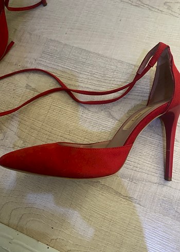 Kırmızı Süet Dantel Bağcıklı Stiletto - Görsel 3