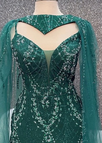 Yeşil İşlemeli Uzun Abiye Elbise - Görsel 2