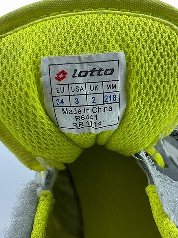 34 Beden çeşitli Renk Lotto Spor Ayakkabı %70 İndirimli.