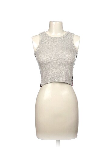 River Island T-shirt %70 İndirimli.