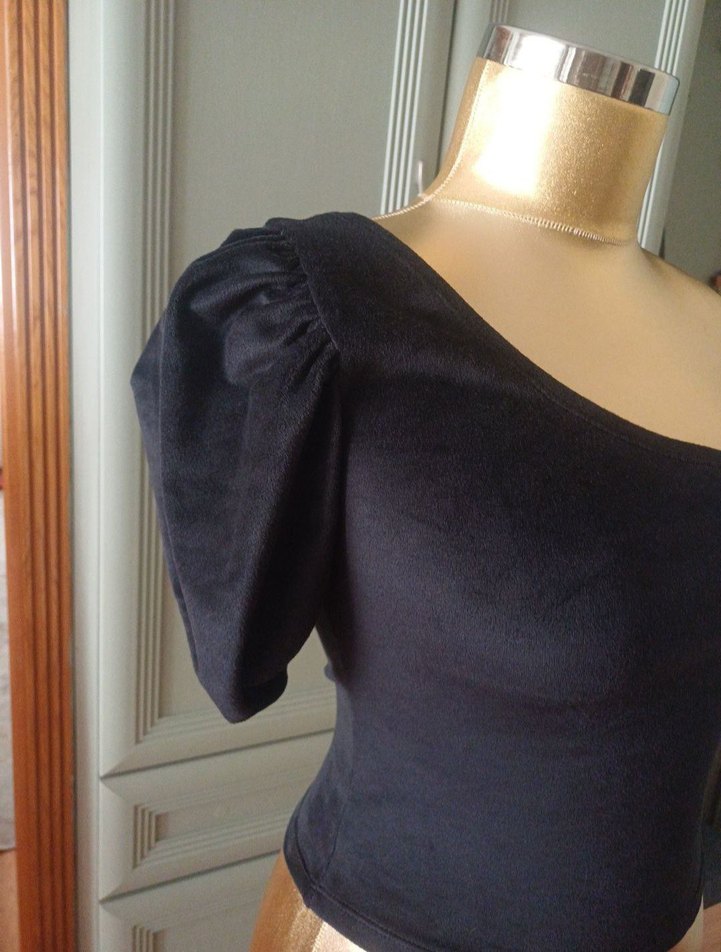 Tek Omuz Siyah Kadın Bluz - Görsel 2