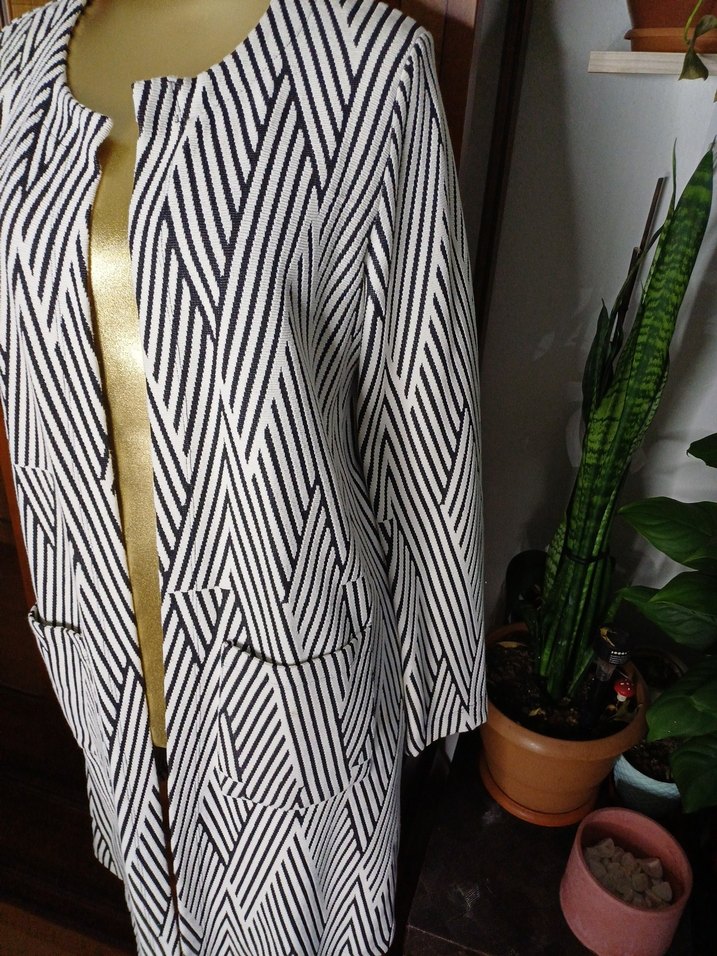 Zebra Desenli Uzun Kadın Ofis Kabanı - Görsel 2