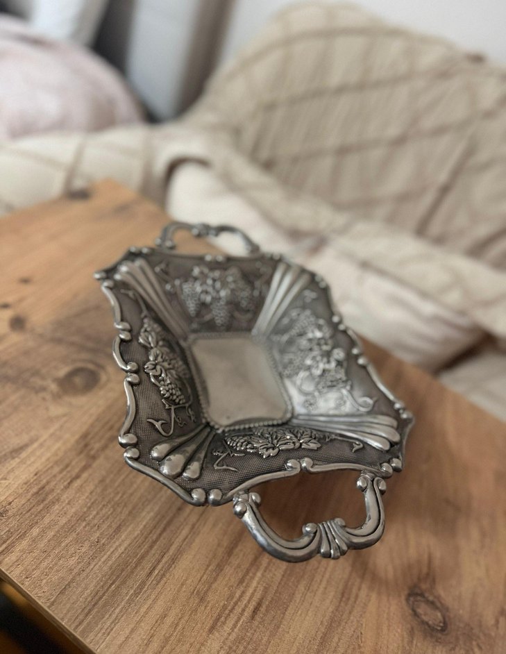 Gri Parlak Dekoratif Şekerlik - Görsel 3