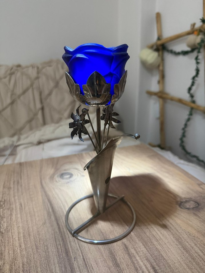 Koyu Mavi Gül Şeklinde Metal Mumluk - Görsel 4