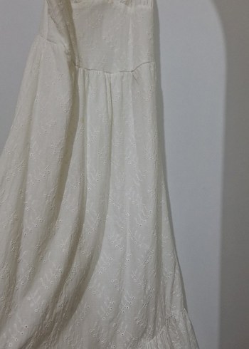 Nakışlı Beyaz elbise - Görsel 3